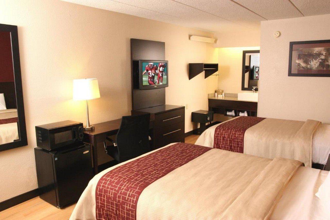 Red Roof Inn Plus+ Philadelphia Airport Essington Buitenkant foto