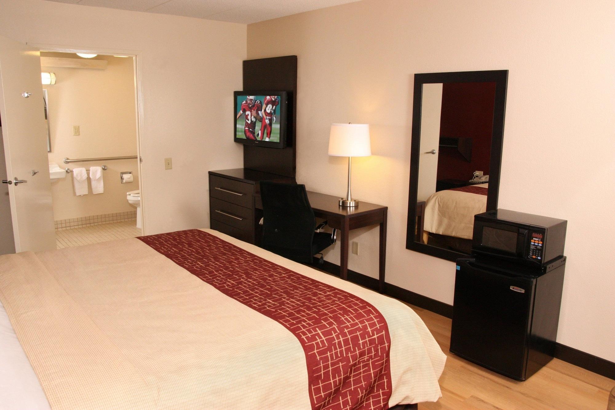 Red Roof Inn Plus+ Philadelphia Airport Essington Buitenkant foto
