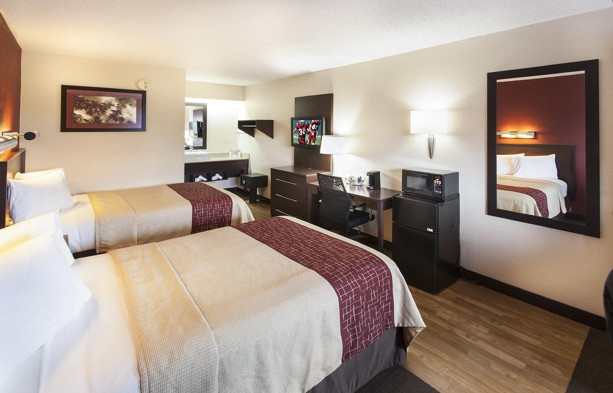Red Roof Inn Plus+ Philadelphia Airport Essington Buitenkant foto