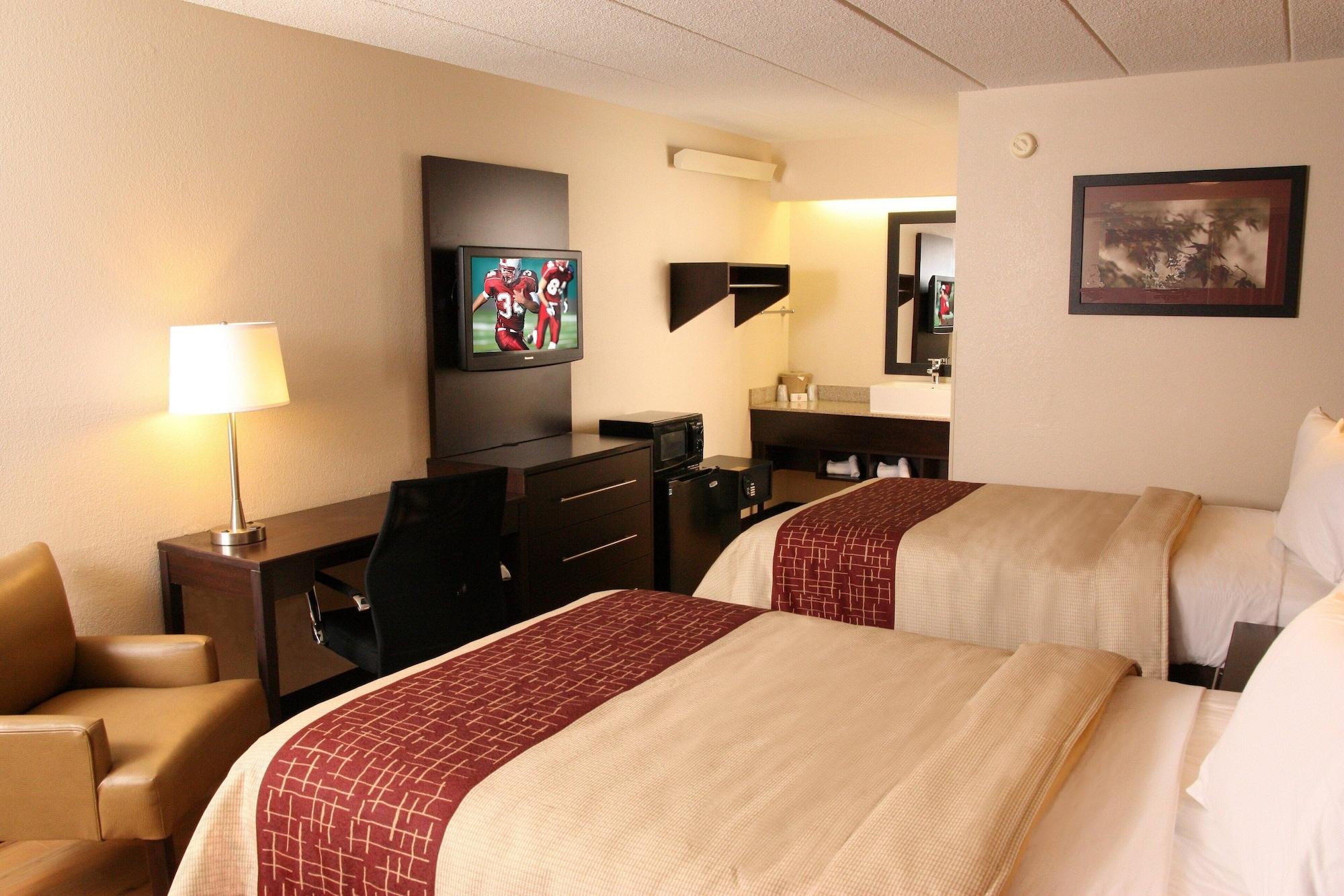 Red Roof Inn Plus+ Philadelphia Airport Essington Buitenkant foto