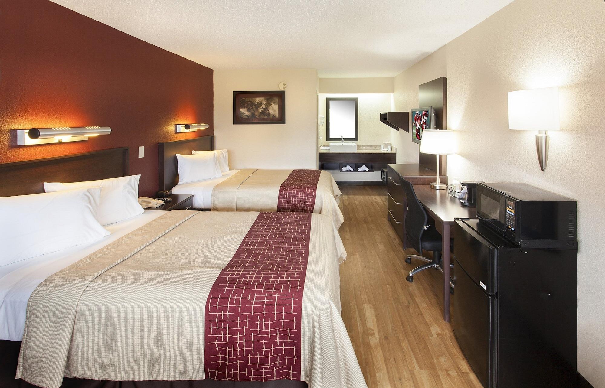 Red Roof Inn Plus+ Philadelphia Airport Essington Buitenkant foto