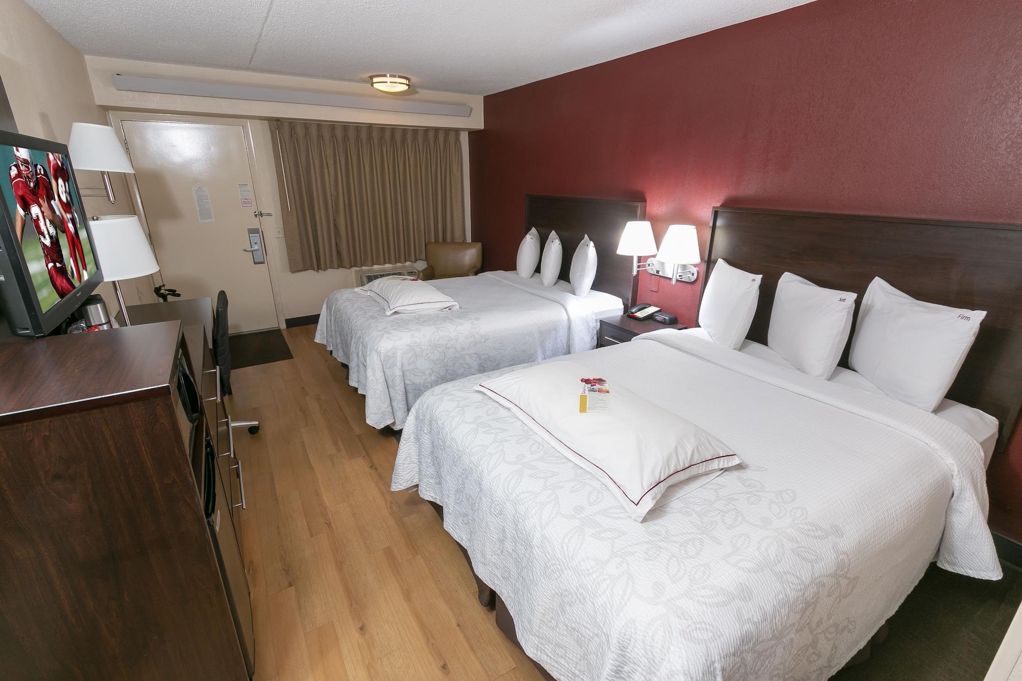 Red Roof Inn Plus+ Philadelphia Airport Essington Buitenkant foto