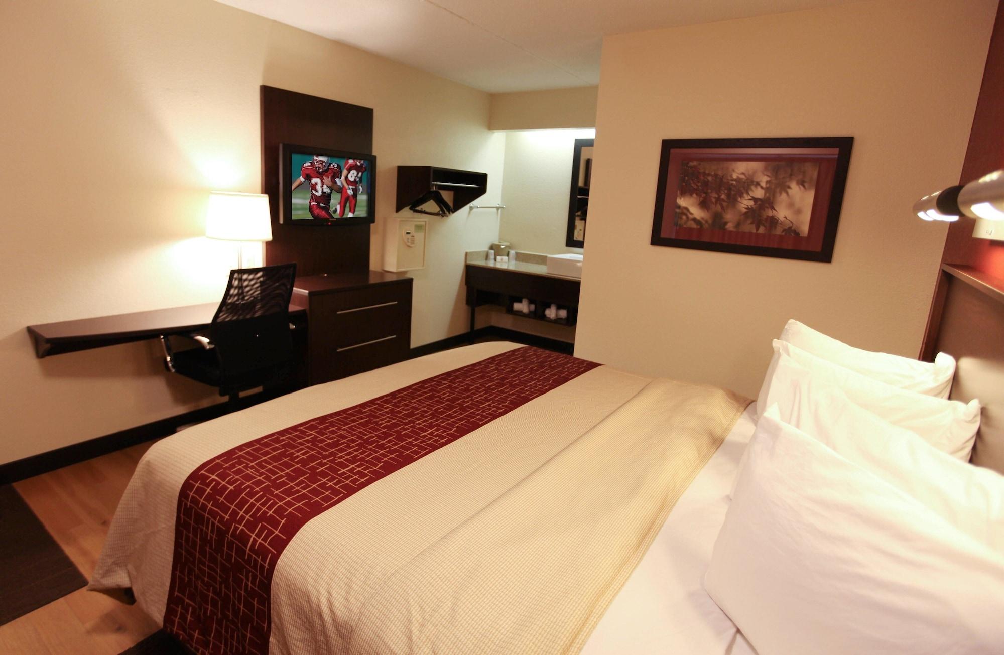 Red Roof Inn Plus+ Philadelphia Airport Essington Buitenkant foto