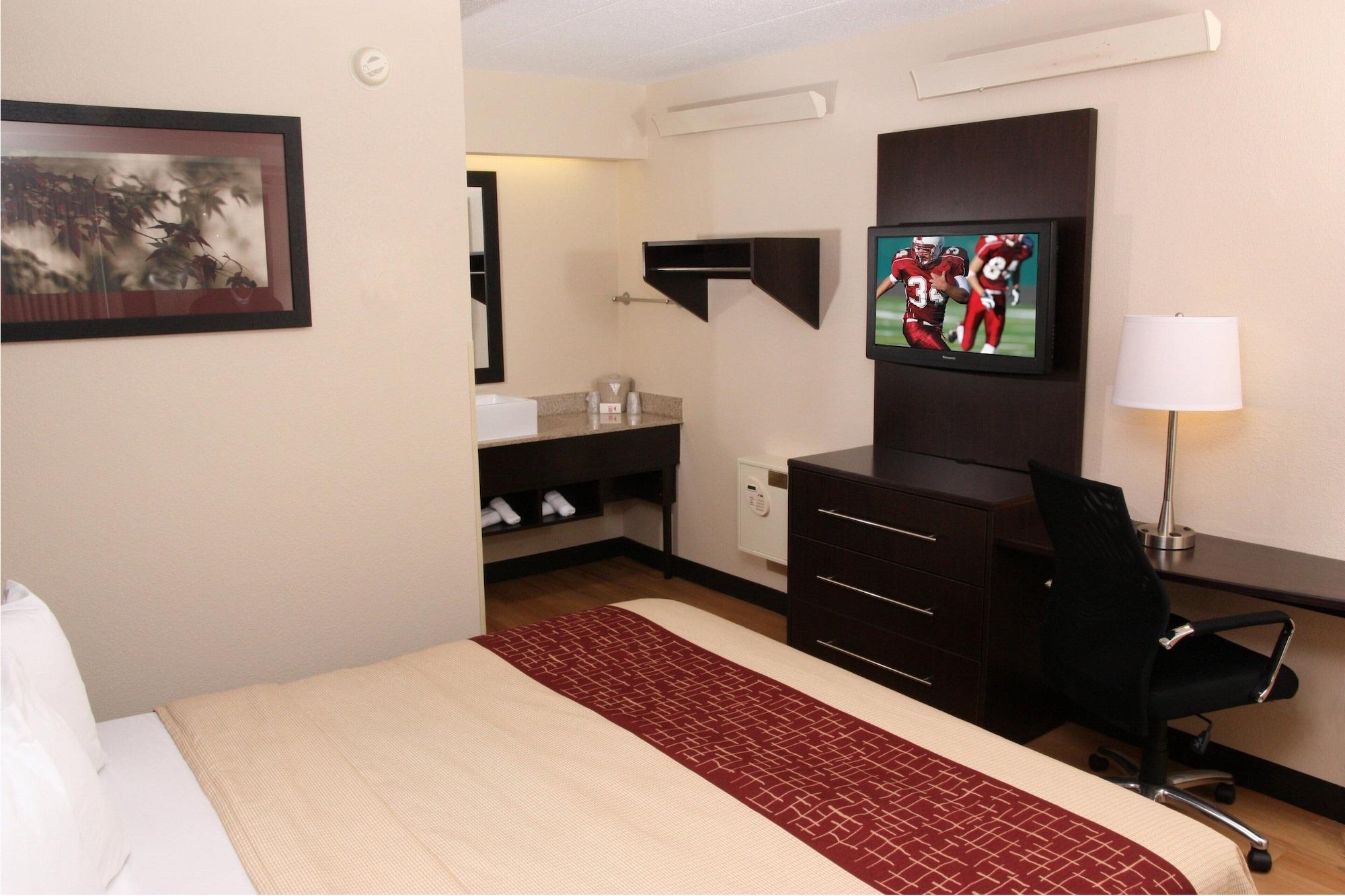 Red Roof Inn Plus+ Philadelphia Airport Essington Buitenkant foto