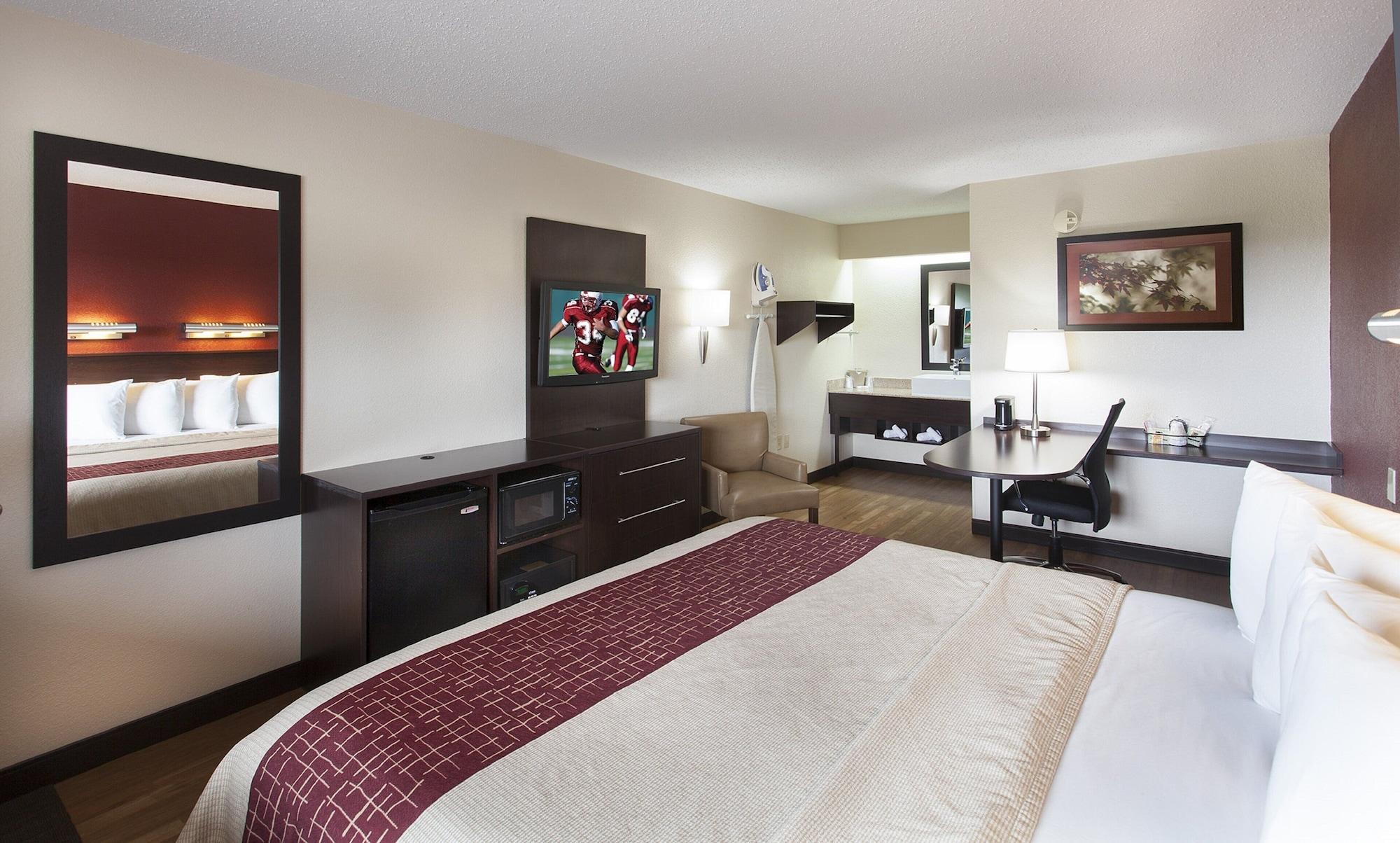 Red Roof Inn Plus+ Philadelphia Airport Essington Buitenkant foto
