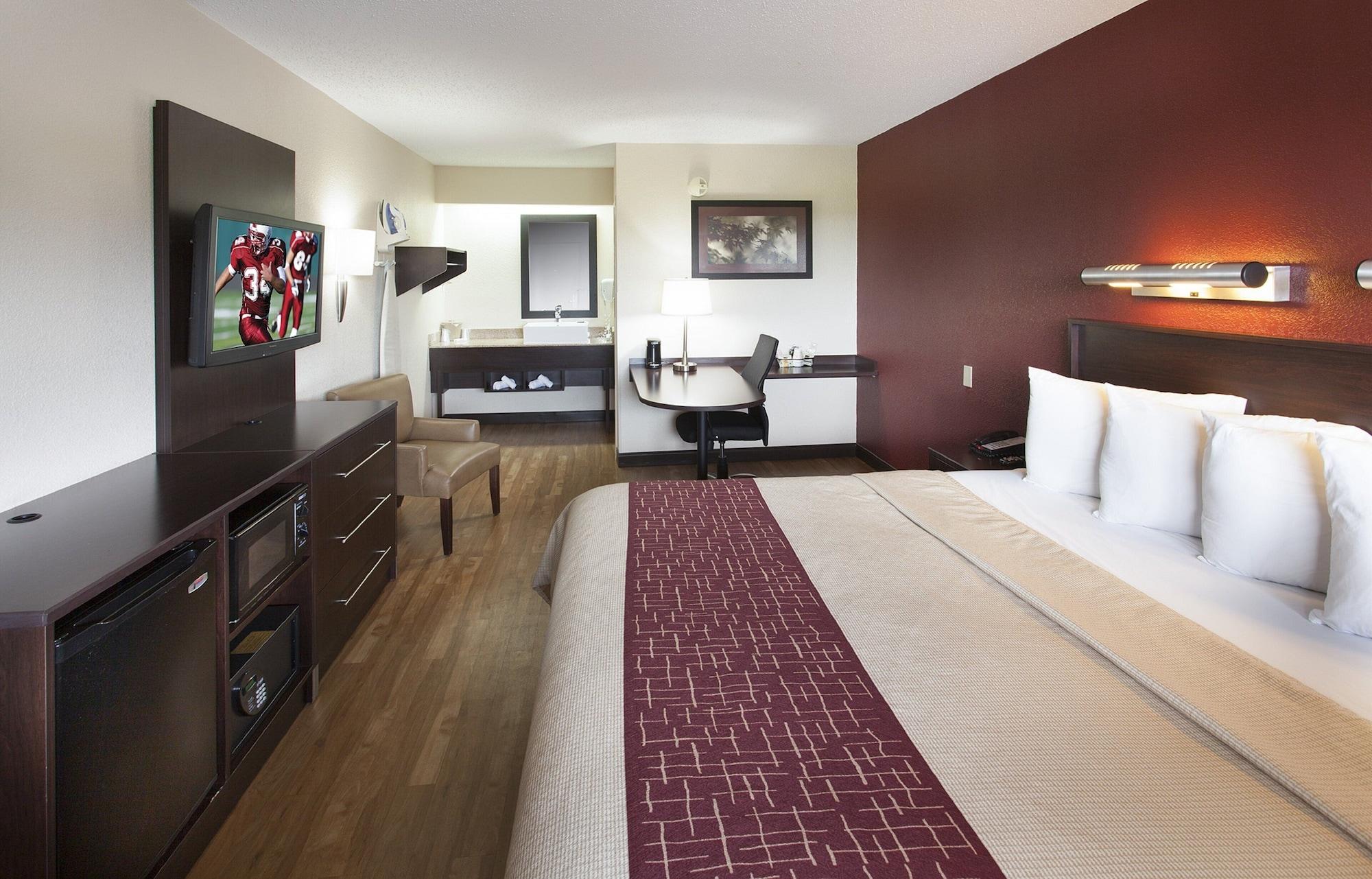 Red Roof Inn Plus+ Philadelphia Airport Essington Buitenkant foto