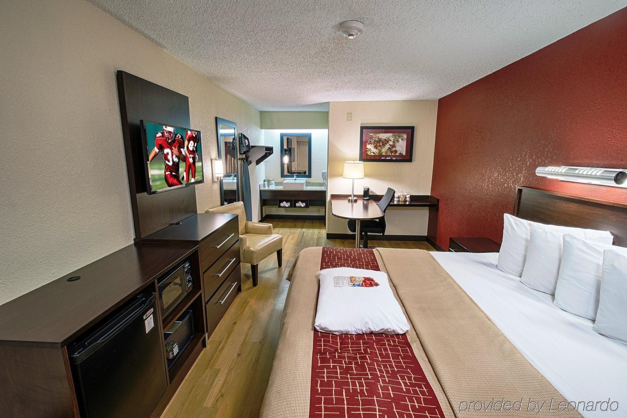 Red Roof Inn Plus+ Philadelphia Airport Essington Buitenkant foto