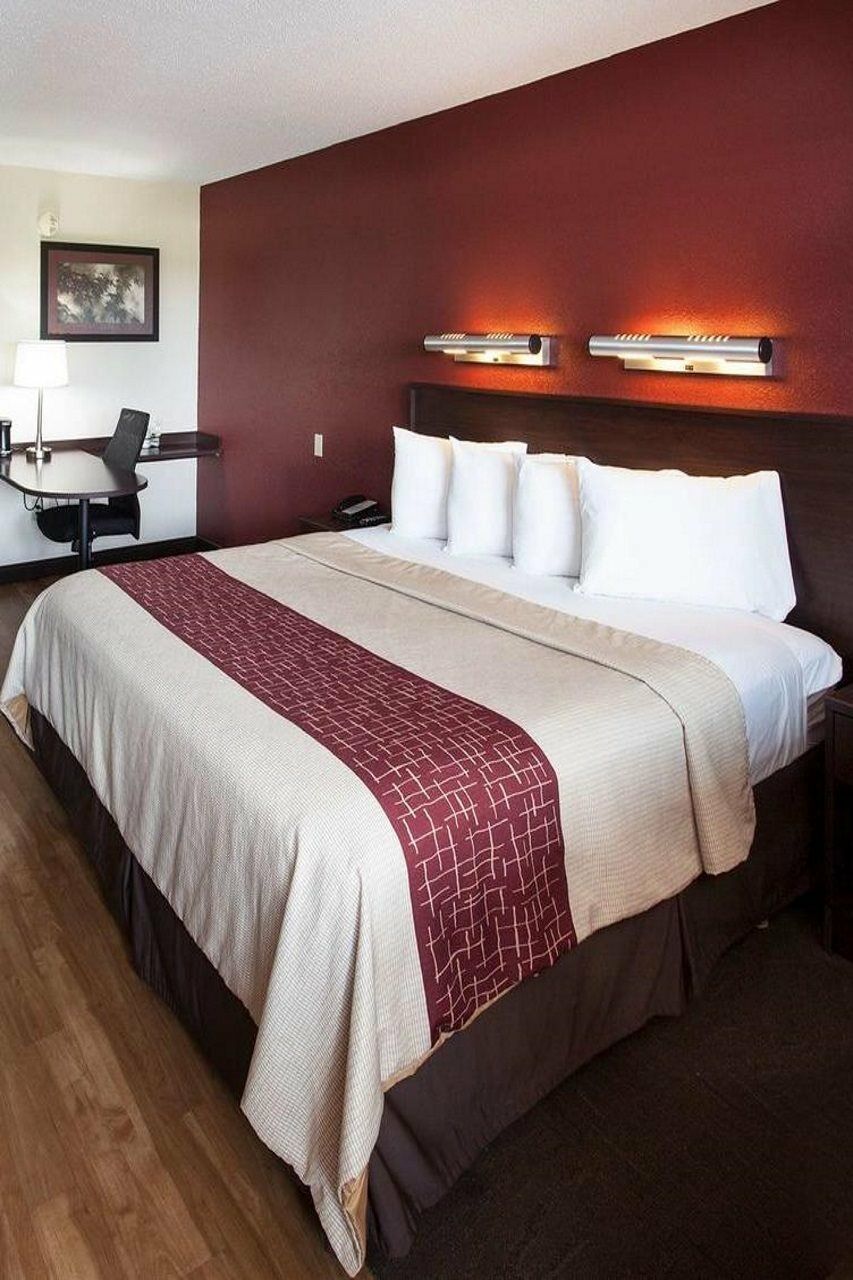 Red Roof Inn Plus+ Philadelphia Airport Essington Buitenkant foto